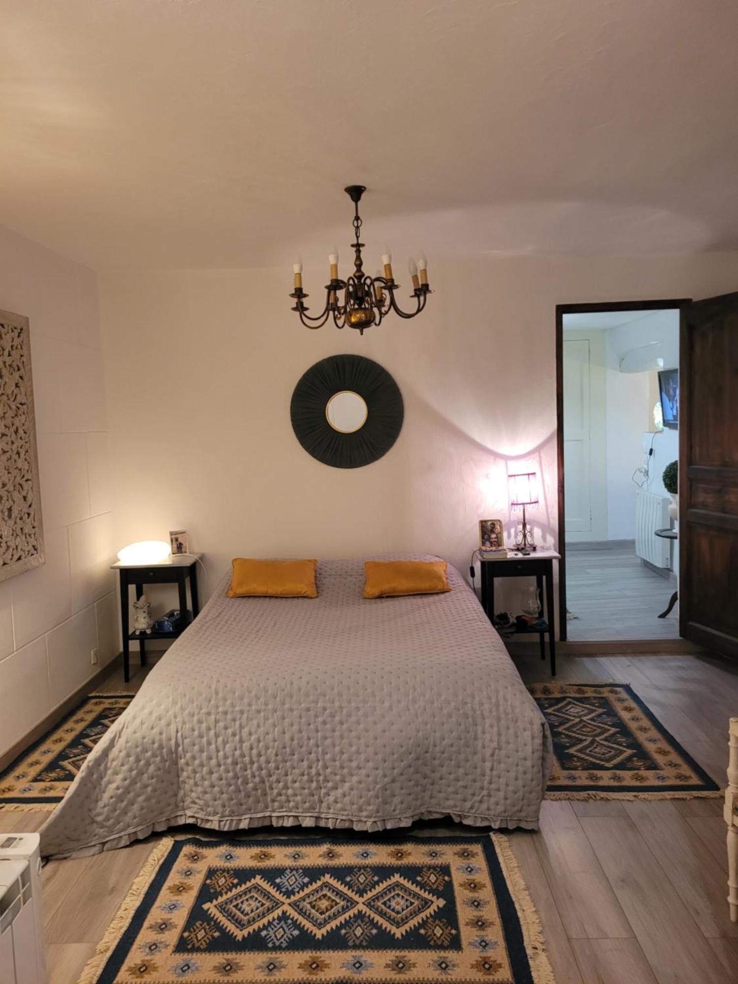 Le Rocher Appartement Cotignac Εξωτερικό φωτογραφία